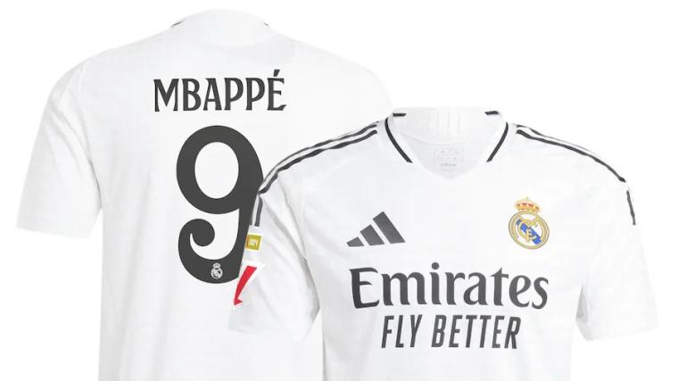 Achetez le maillot authentique numero 9 du Real Madrid de