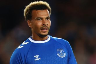 Dele Alli continue de sentrainer a Everton malgre son statut