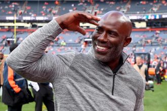 Incident de Terrell Davis United Airlines explique lancien RB