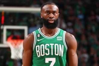 Le tweet de Jaylen Brown sur Nike explique pourquoi