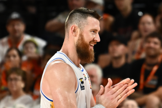 Aron Baynes va t il prendre sa retraite Lancien joueur des