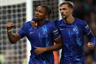 Servette vs Chelsea compositions confirmees 11 titulaires prevus nouvelles